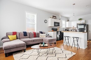 Charming home with fire pit near downtown