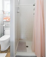 Charming home with fire pit near downtown