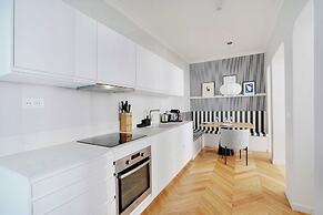 Modern Apartment Champs-elysaes - Saint Honora