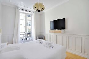 Modern Apartment Champs-elysaes - Saint Honora