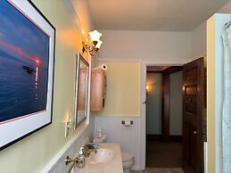 Summer Street Guest House