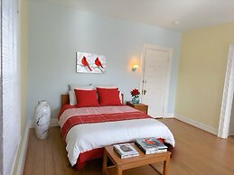 Summer Street Guest House