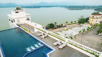 Belliss Hotel And Spa