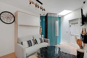 Cosy Apartment With 2 Rooms in Marais