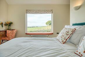 The Cider Barn - Gorgeous 2BD Near Bath