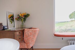 The Cider Barn - Gorgeous 2BD Near Bath