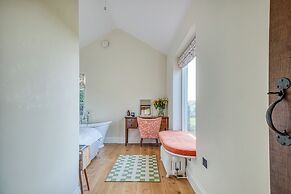 The Cider Barn - Gorgeous 2BD Near Bath