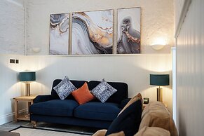 The Cider Barn - Gorgeous 2BD Near Bath