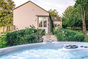 The Cider Barn - Gorgeous 2BD Near Bath