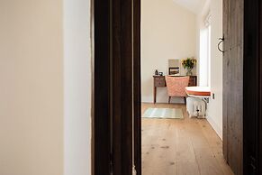 The Cider Barn - Gorgeous 2BD Near Bath