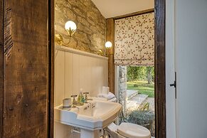 The Cider Barn - Gorgeous 2BD Near Bath