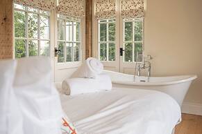 The Cider Barn - Gorgeous 2BD Near Bath