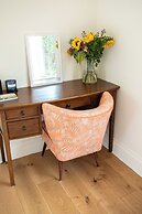 The Cider Barn - Gorgeous 2BD Near Bath