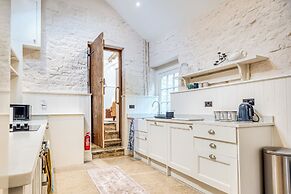 The Cider Barn - Gorgeous 2BD Near Bath