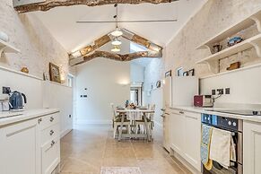 The Cider Barn - Gorgeous 2BD Near Bath