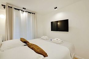 Stunning Apartment -2br/6p- Grand Rex