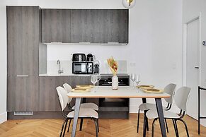 Modern Apartment - 1br/4p - Madeleine