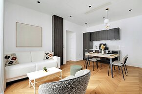 Modern Apartment - 1br/4p - Madeleine