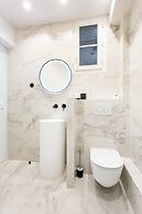 Magnificent Apartment - 3br/ 8P - Europe