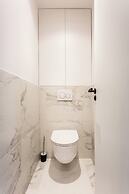 Magnificent Apartment - 3br/ 8P - Europe