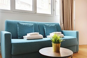 Apartment for 6 People in Paris