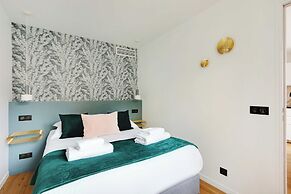 Apartment for 6 People in Paris