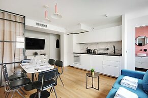 Apartment for 6 People in Paris