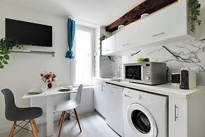 Studio in the Heart of the Marais