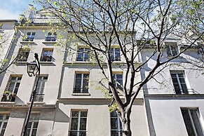 Studio in the Heart of the Marais