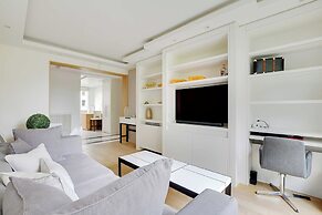 Charming Appt With A/c- 1bd/2p - Tour Eiffel