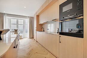 Spacious Flat - 4 Br/10p - Madeleine