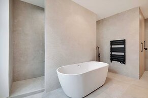 Spacious Flat - 4 Br/10p - Madeleine