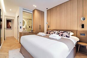 Spacious Flat - 4 Br/10p - Madeleine