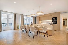 Spacious Flat - 4 Br/10p - Madeleine