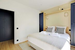 Magnificent 2bd/6p Apartment - Eiffel Tower