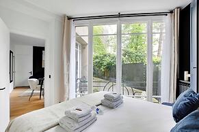 Magnificent 2bd/6p Apartment - Eiffel Tower