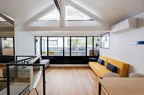 Marais Area - Outdoor Patio - A/C - 2bdr