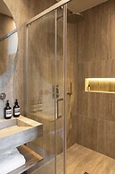 Apartment for 8 People in Grenelle