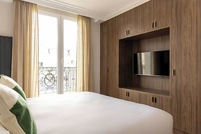 Apartment for 8 People in Grenelle