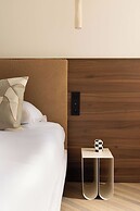 Apartment for 8 People in Grenelle