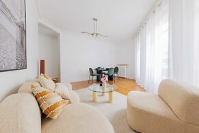 Charming Apartment - 2br/4p - Beaugrenelle