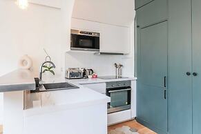 Newly Renovated Loft Bastille