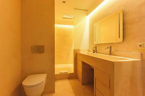 Newly Renovated Loft Bastille