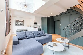 Newly Renovated Loft Bastille