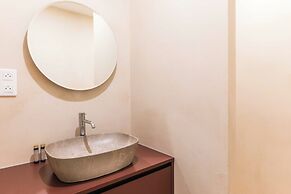 Newly Renovated Loft Bastille