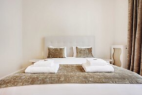 Spacious Apartment - 2br/4p - Arc de Triomphe