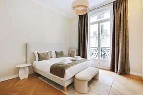 Spacious Apartment - 2br/4p - Arc de Triomphe