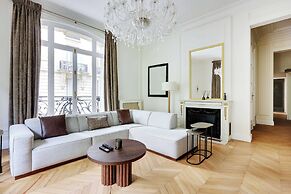Spacious Apartment - 2br/4p - Arc de Triomphe