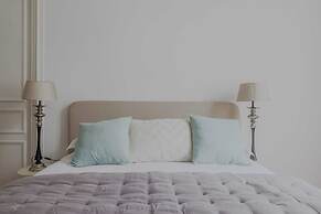 Spacious Apartment - 5br/12p - Chaillot