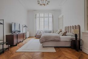 Spacious Apartment - 5br/12p - Chaillot